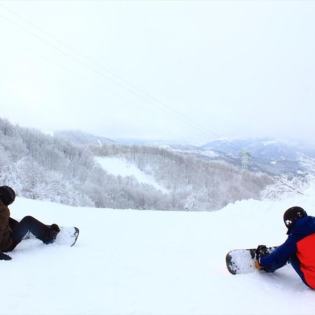 Hotel Snow Freak Sunrise à Yamagata  Extérieur photo